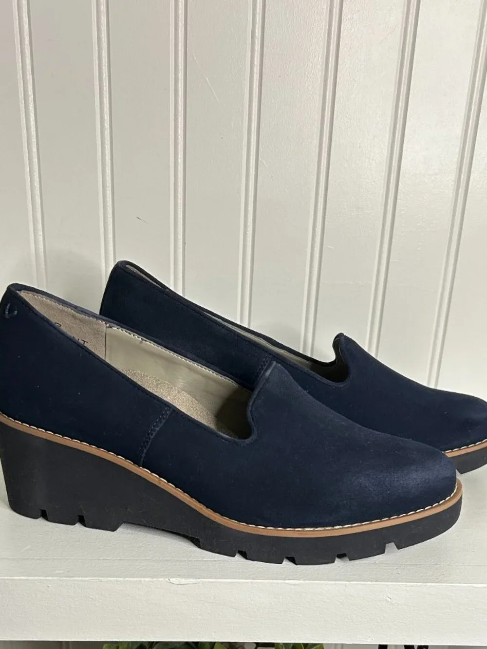 Vionic Willa Wedge Comfort Loafer Size 9.5